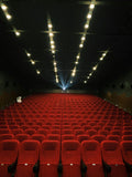 Crunchyroll — entretenimento e anime em atmosfera de cinema